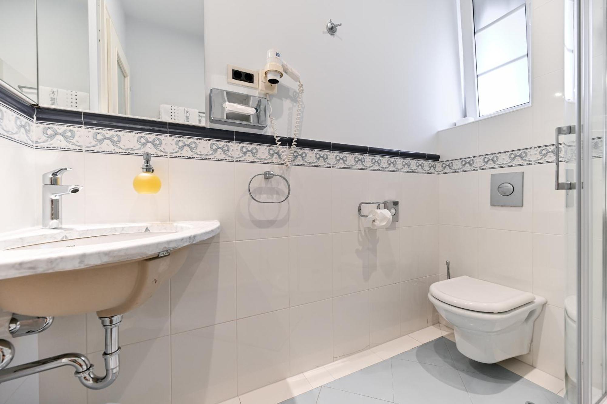 Villa Hresc M Zára Szoba fotó